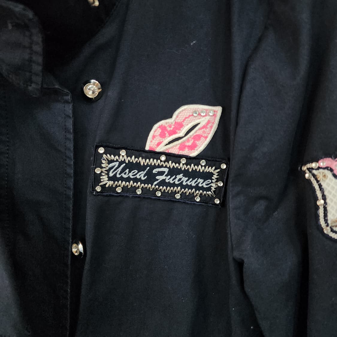 에고이스트 블랙 레이스 패치 장식 점퍼 상품이미지3