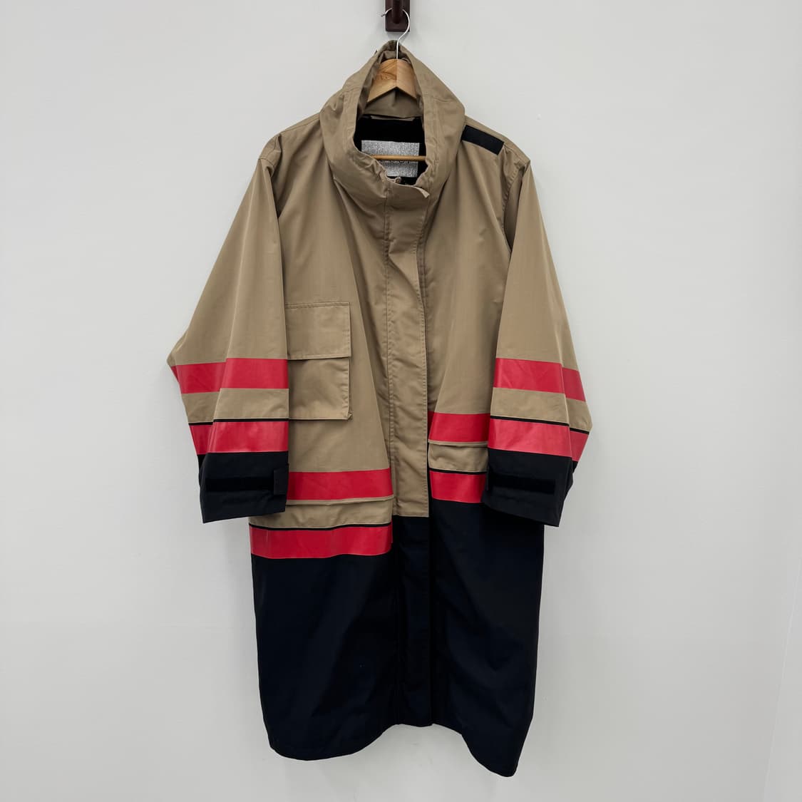 구찌 X 발렌시아가 파카  상품이미지3