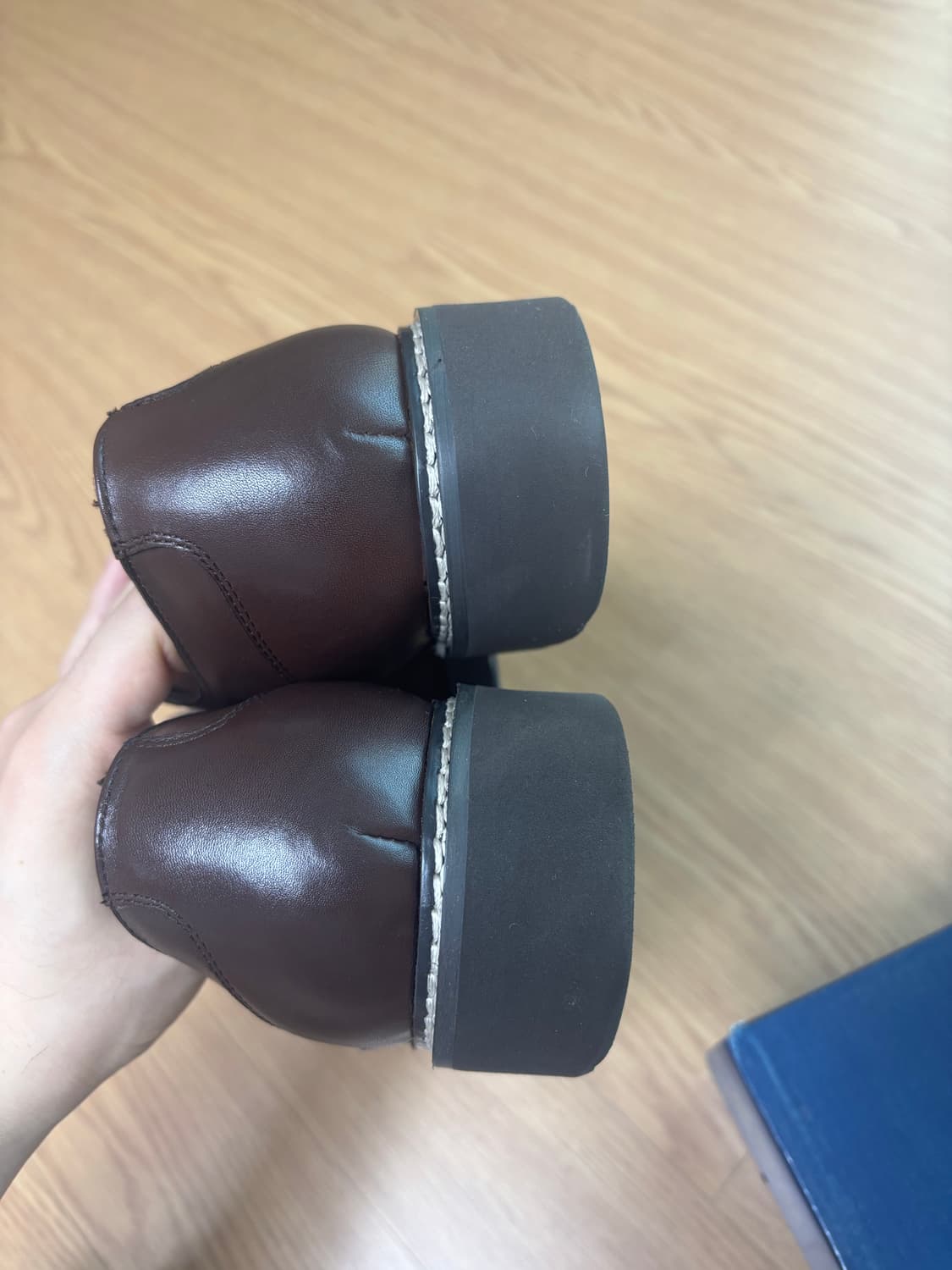 [새상품] 소가죽 구두 브라운 VOLTERRA  상품이미지3