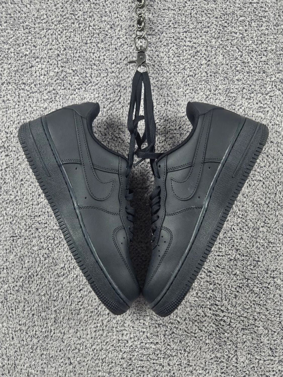 나이키 에어포스 1 "07 트리플블랙 스니커즈 (260MM)/ 11291 상품이미지5