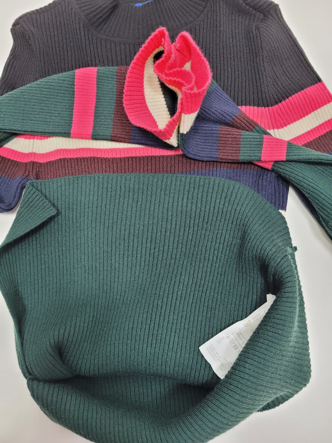 SJYP 에스제이와이피 멀티 스트라이프 울 니트 / 여 S 멀티컬러 상품이미지6