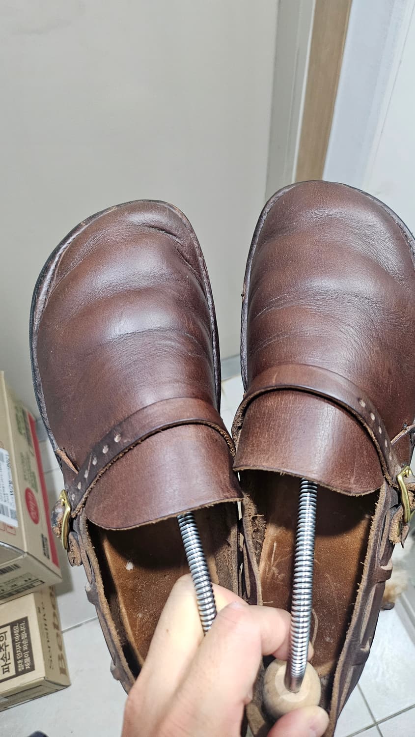 오로라슈즈판매 /  265 상품이미지1