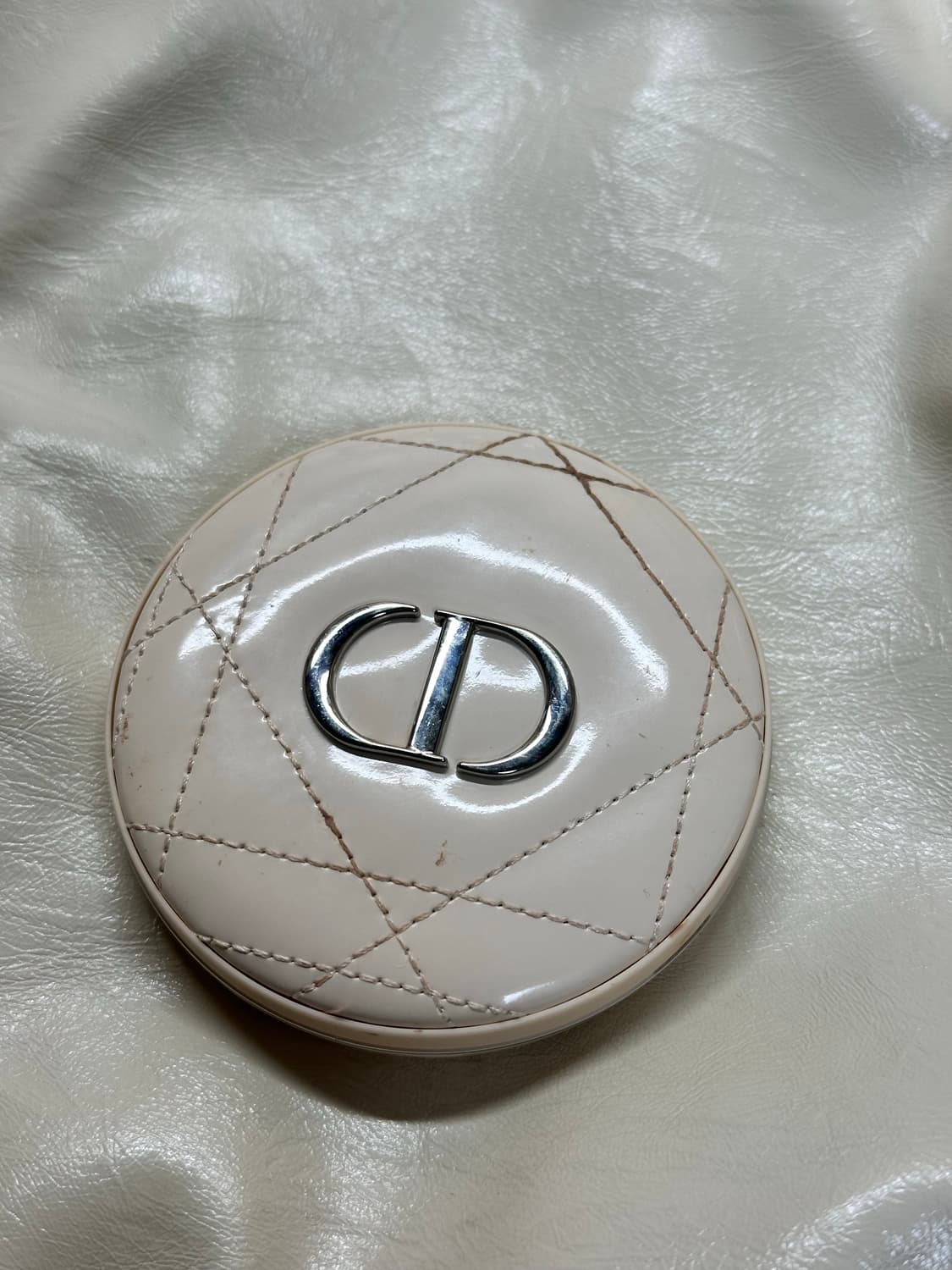 디올 포에버 꾸뛰르 루미나이저 하이라이터 파우더  상품이미지4