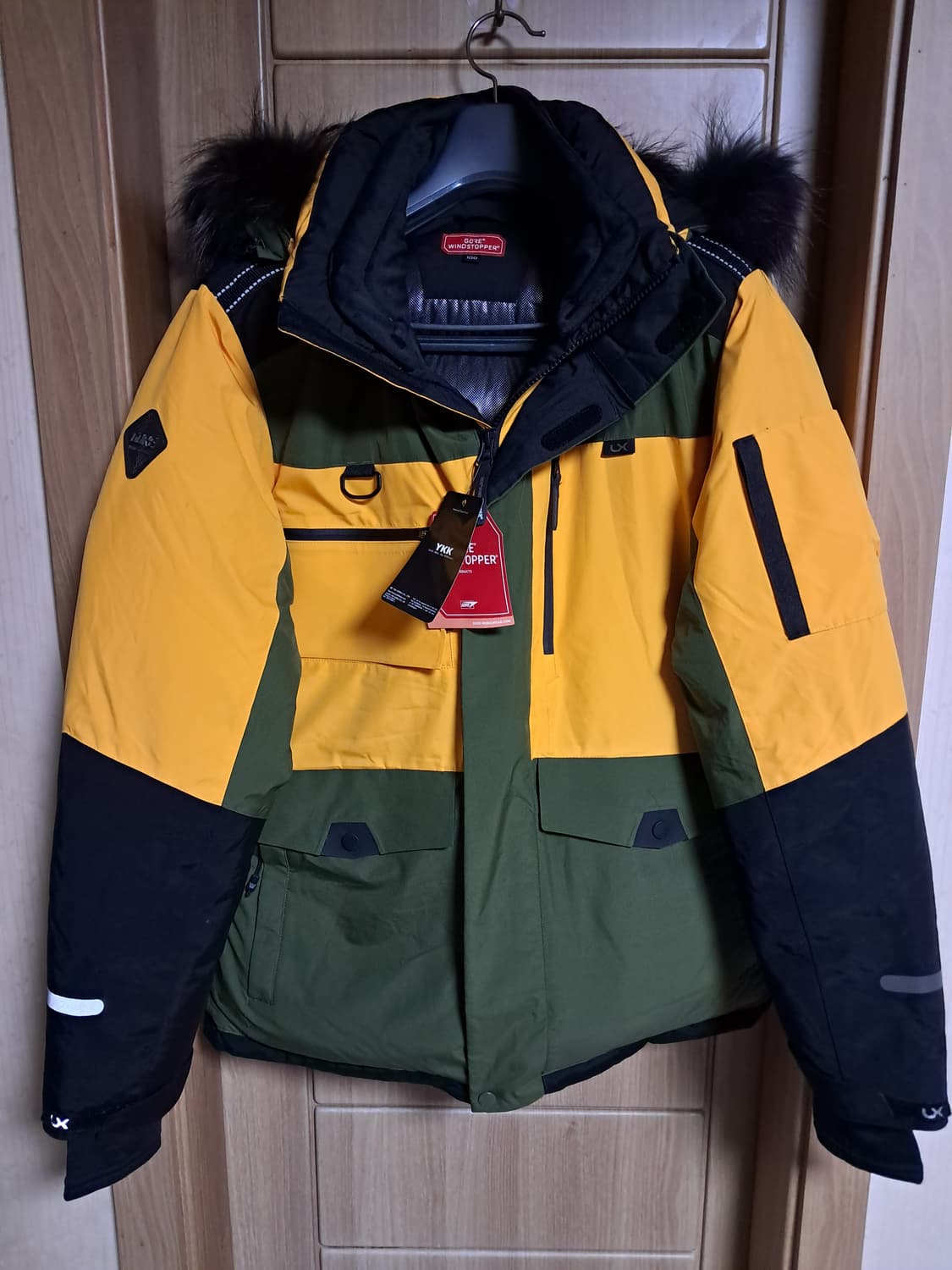 고어윈드스토퍼 패딩 100 새상품 상품이미지1