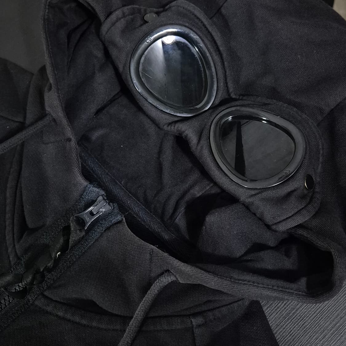 C.P. 컴퍼니 고글 후드집업 XL사이즈 상품이미지4