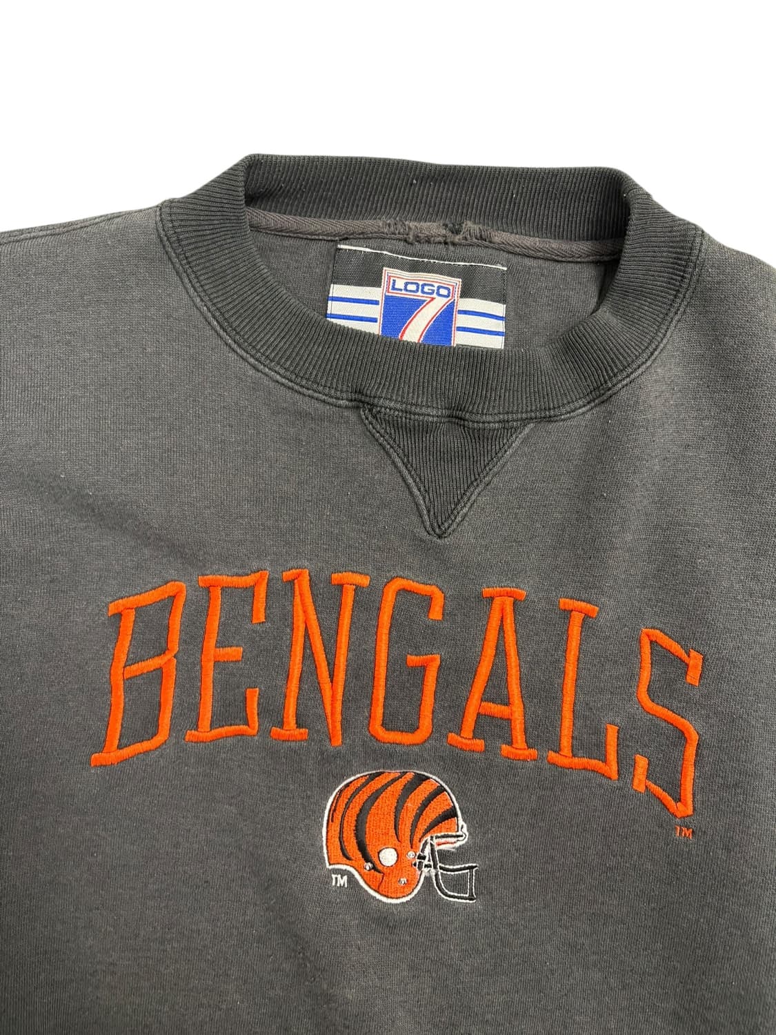 LOGO7 벵갈스 맨투맨 블랙 상품이미지5