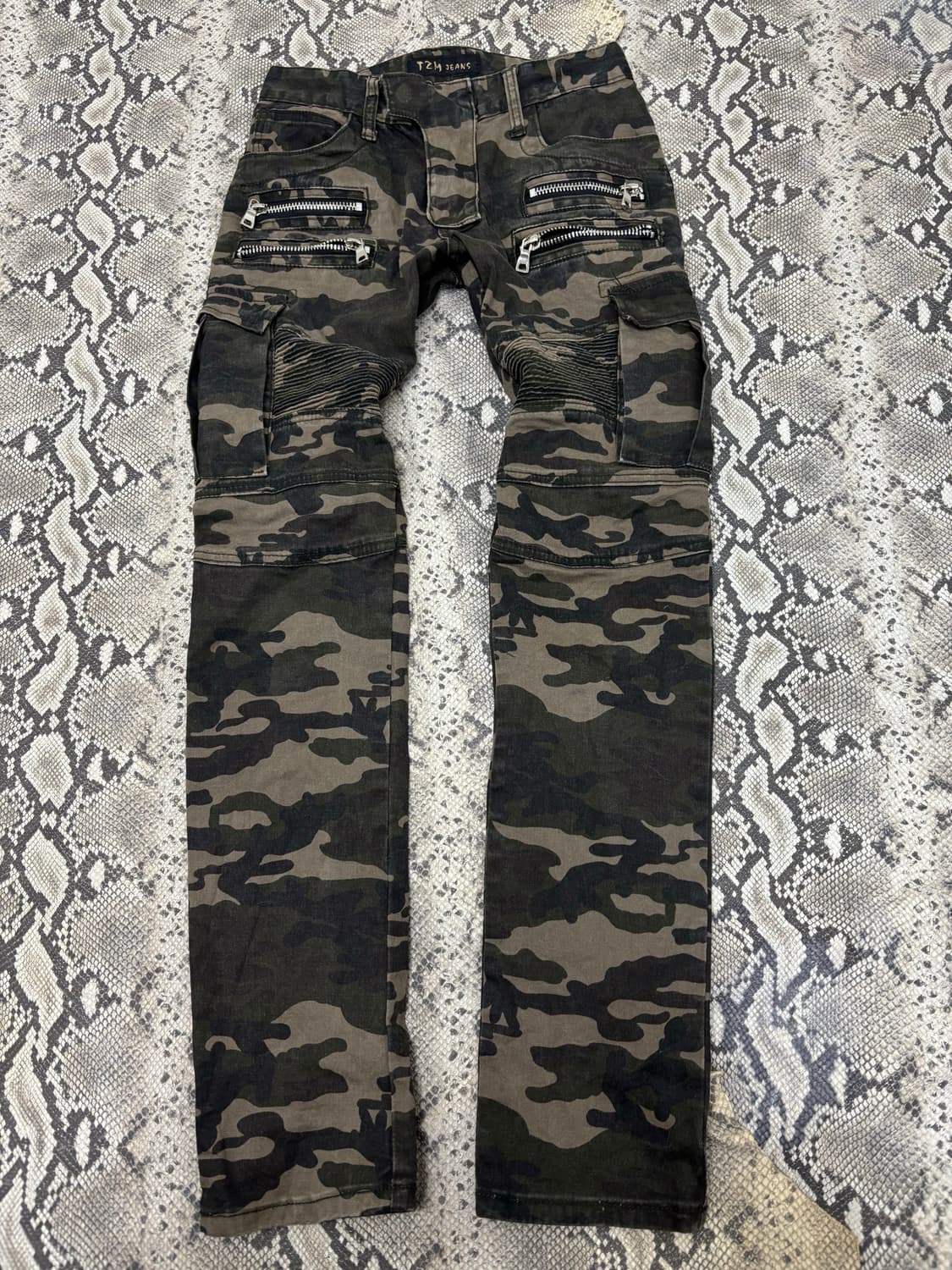 Camo Pattern Slim Fit Zip Pants 상품이미지3