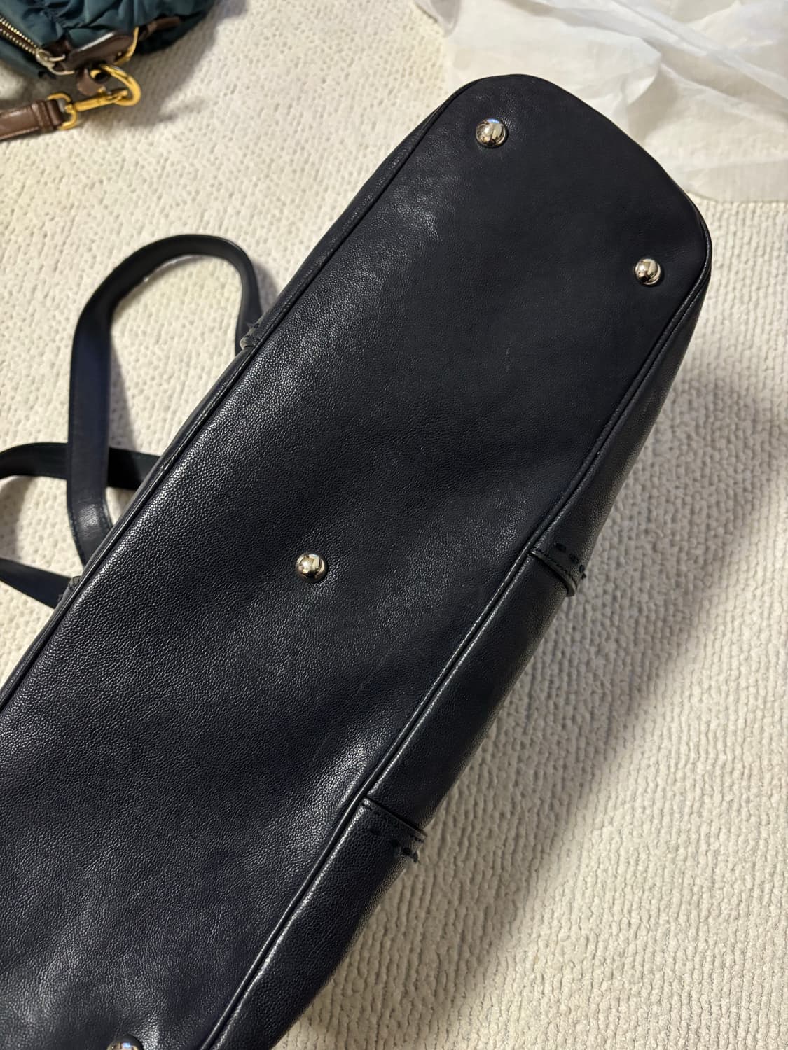 입생로랑 YSL 뮤즈백 네이비 m사이즈 상품이미지8