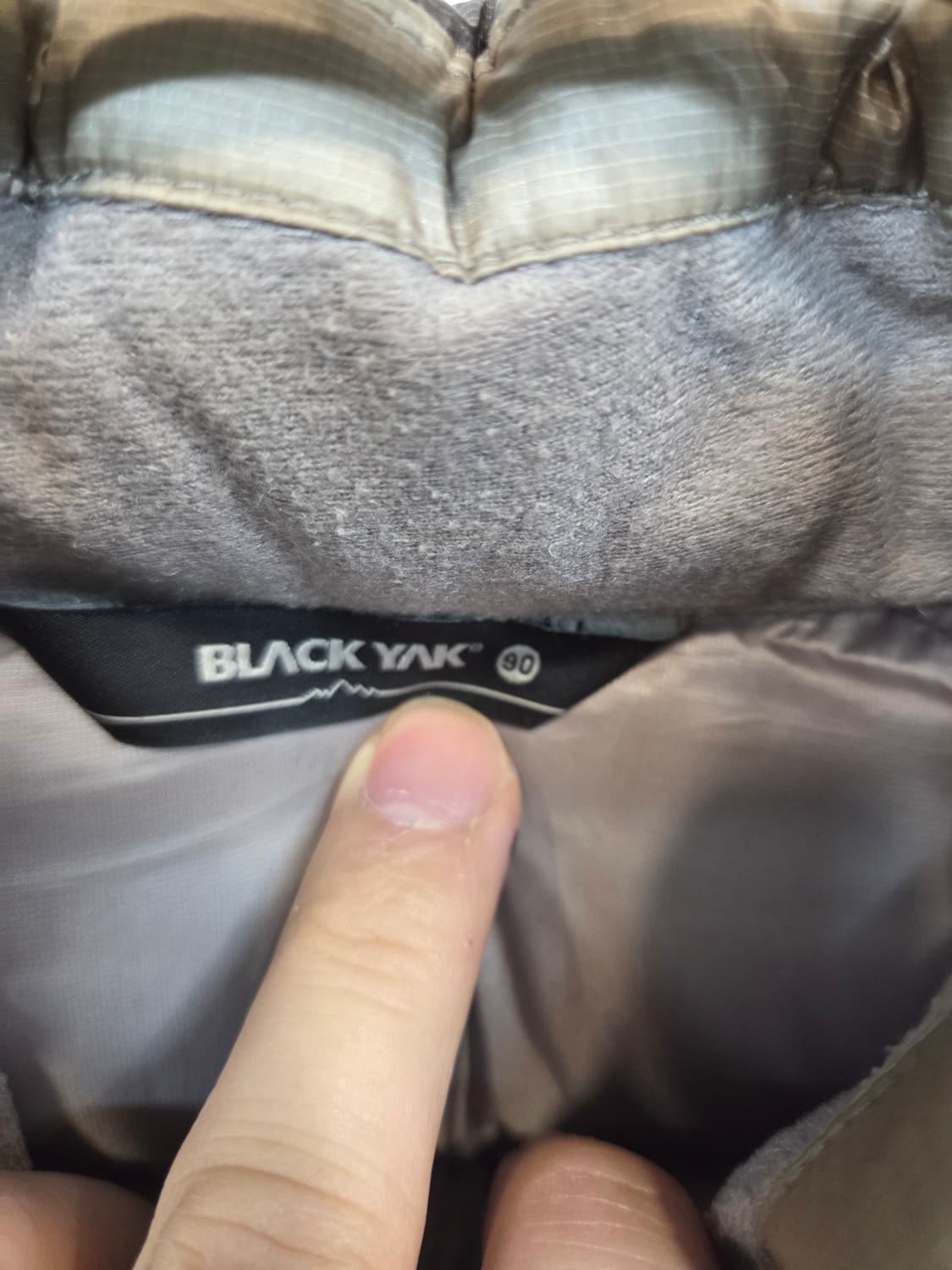 블랙야크 여성 경량패딩 90 상품이미지3
