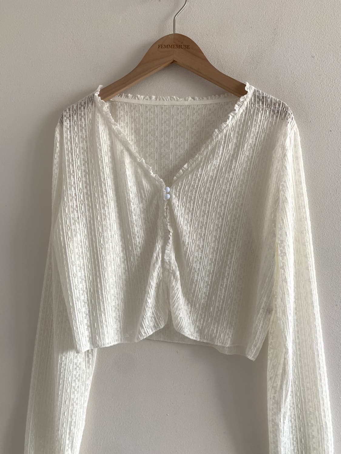 Frill two button lace cardigan 상품이미지3
