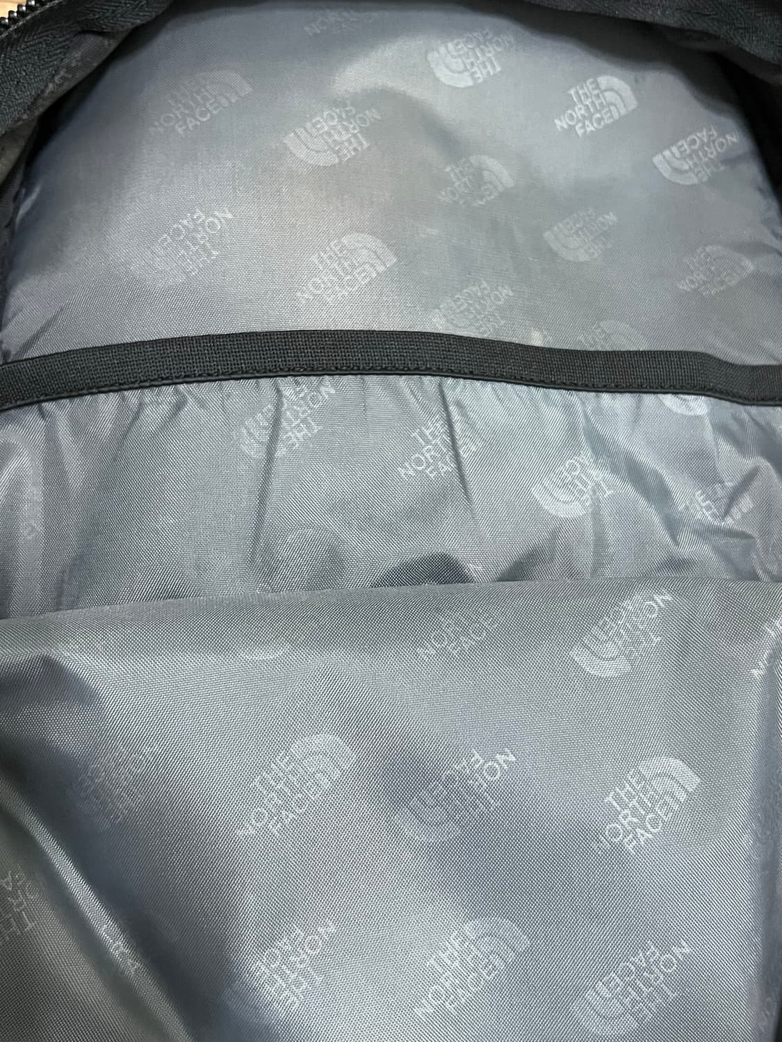 노스페이스 버티컬 고프코어 백팩 상품이미지6