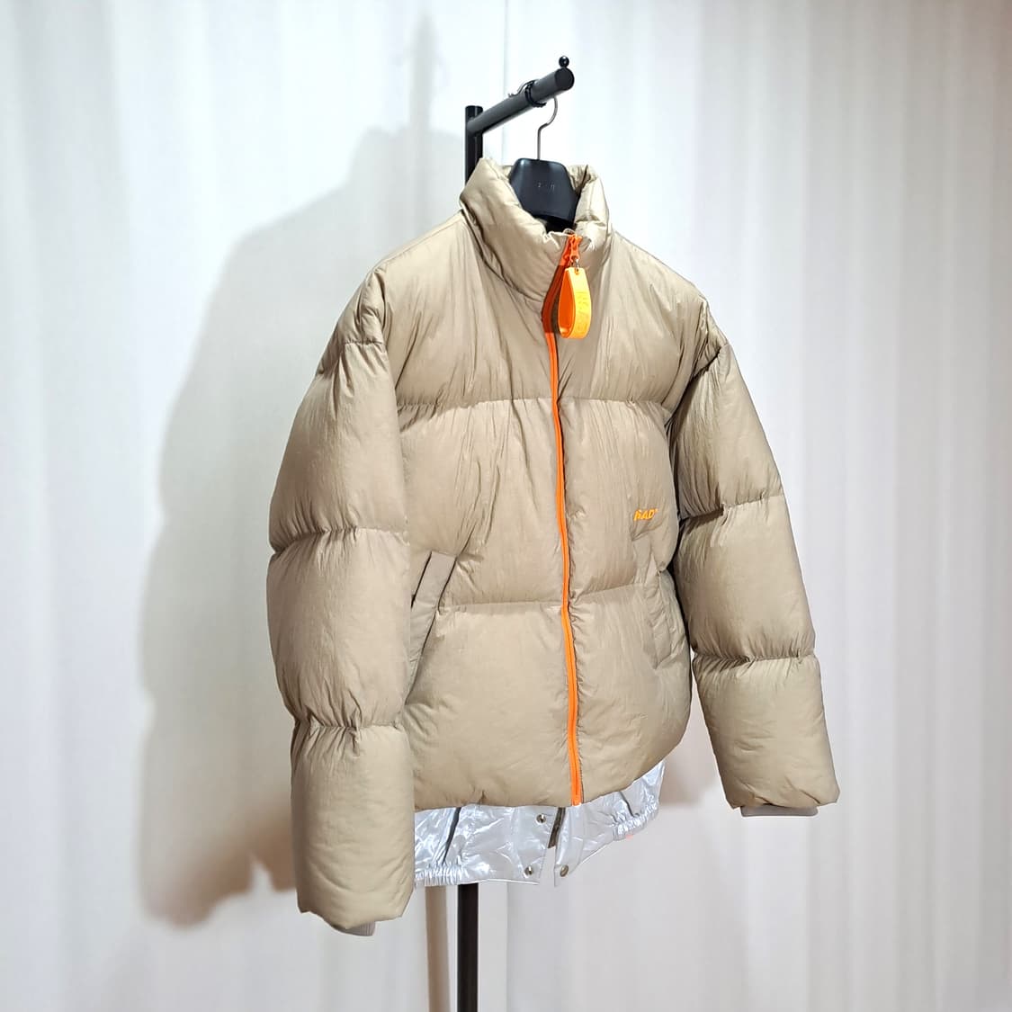 (택포) NSAD 스트릿 스커트 디테일 오버핏 다운 L B80 상품이미지3