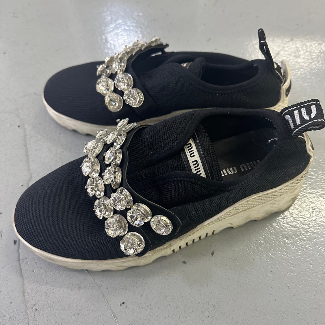 37 미우미우 니트 크리스탈 스니커즈0408D 상품이미지2