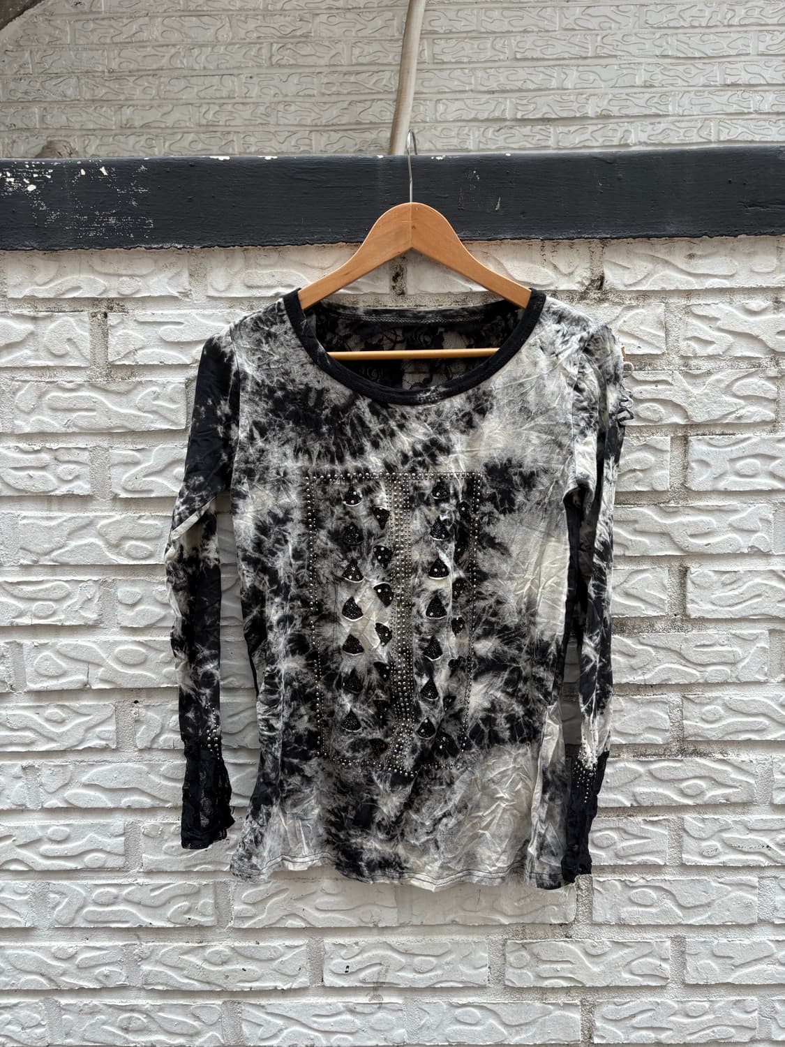 타이다이 데미지 디테일 탑 상품이미지2