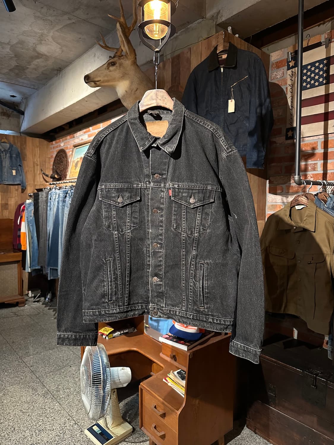 90s Vintage Levis 3rd Black Denim Jacket 상품이미지1