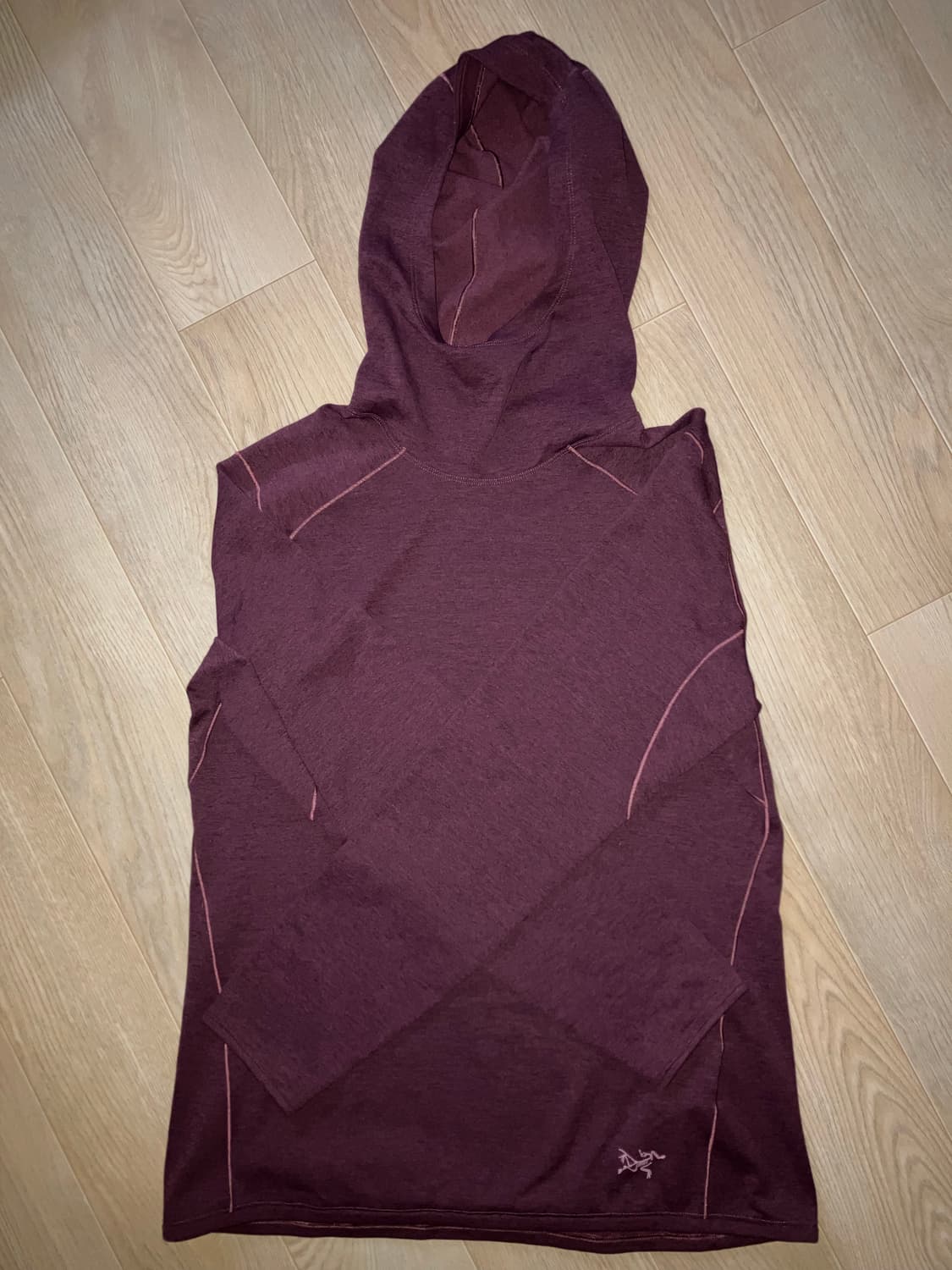 아크테릭스 여성용 후드 버건디 (사이즈: m) 상품이미지1