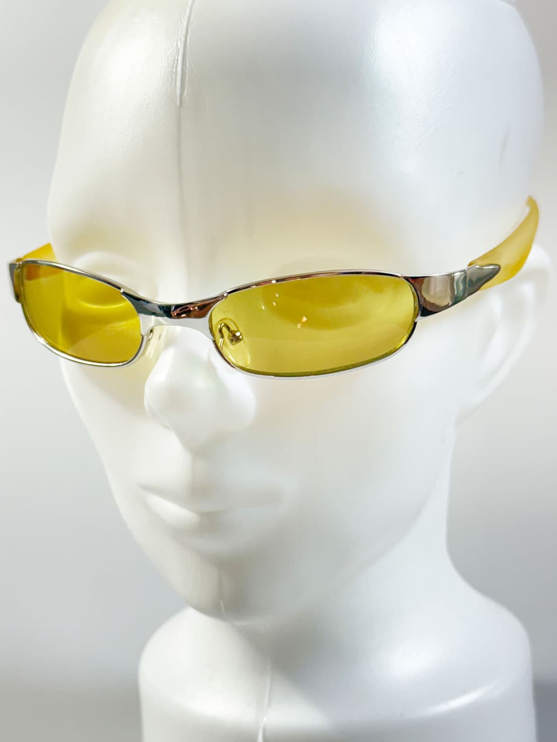 90s 크롬 메탈릭 슬림스퀘어 틴트 빈티지 선글라스 상품이미지8