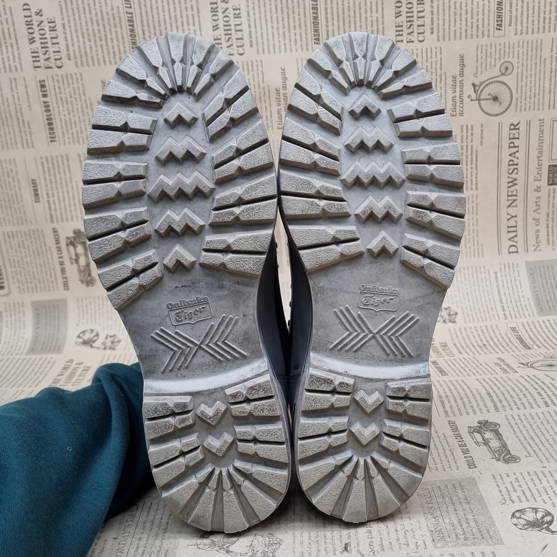 오니츠카타이거 안드레아 폼필리오 255 상품이미지3