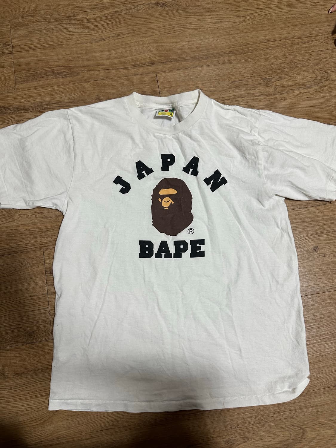 베이프 재팬 반팔 M 사이즈 상품이미지1