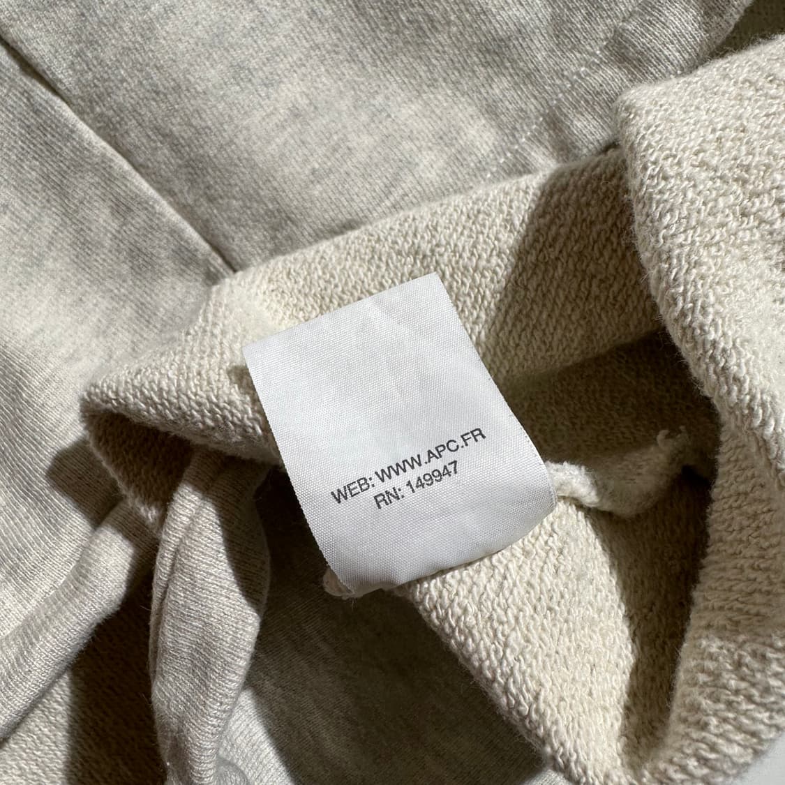 A.P.C 아페쎄 로고 크롭 맨투맨 상품이미지6