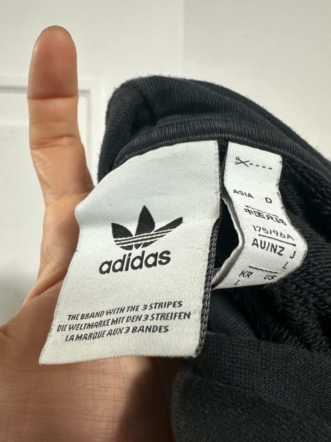 아디다스 모던 레트로 후드티 상품이미지3