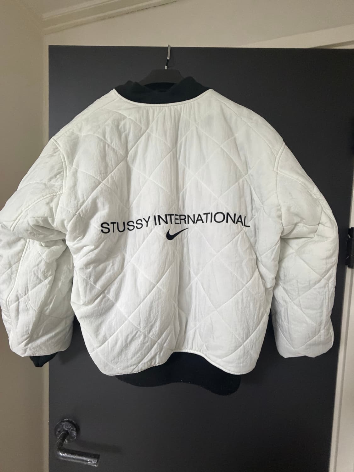 나이키 x 스투시 리버시블 자켓 블랙 (FJ9153-010) 상품이미지5