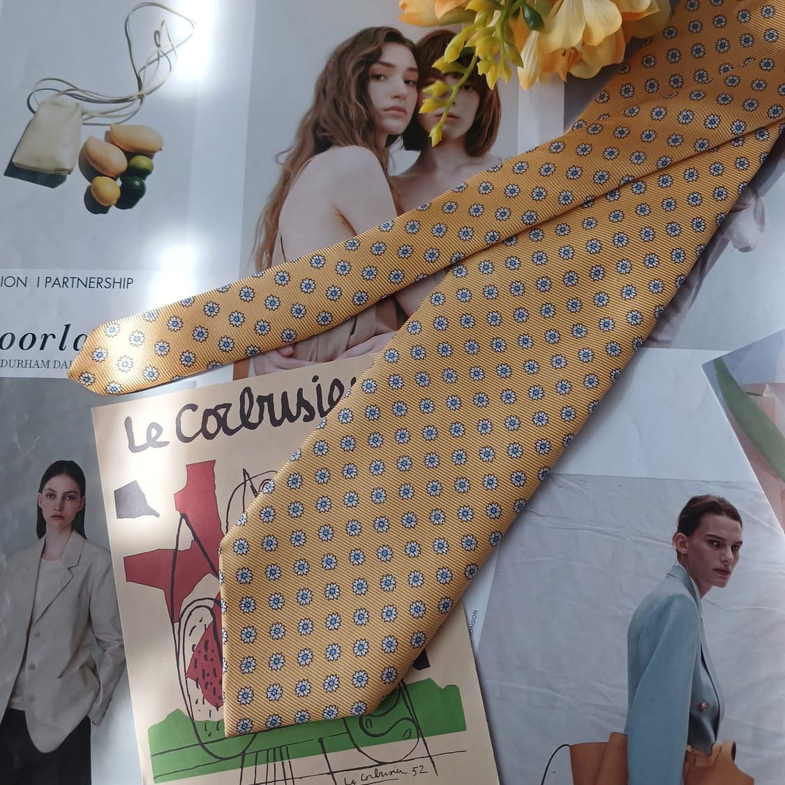 브룩스 브라더스 실크 옐로 플라워 넥타이 9.2cm A등급 A19042
 상품이미지3