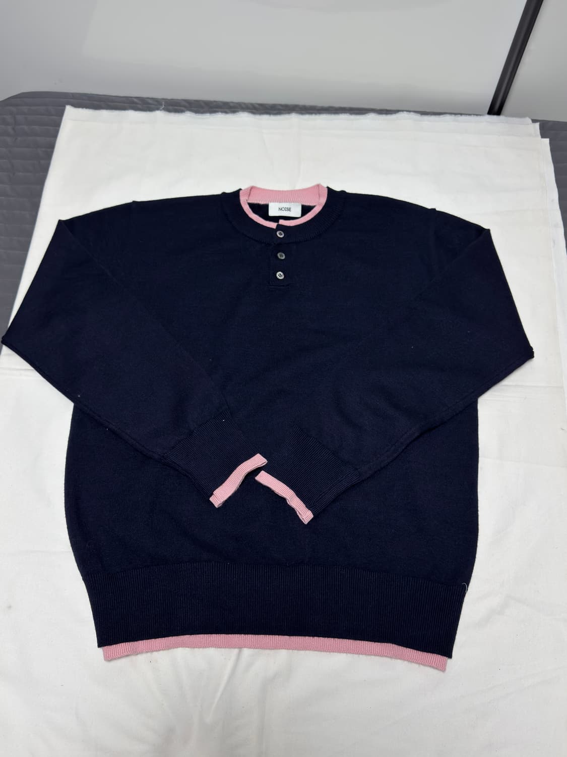 노이즈 / 레이어드 크롭 헨리넥 니트 (네이비) / M 상품이미지3