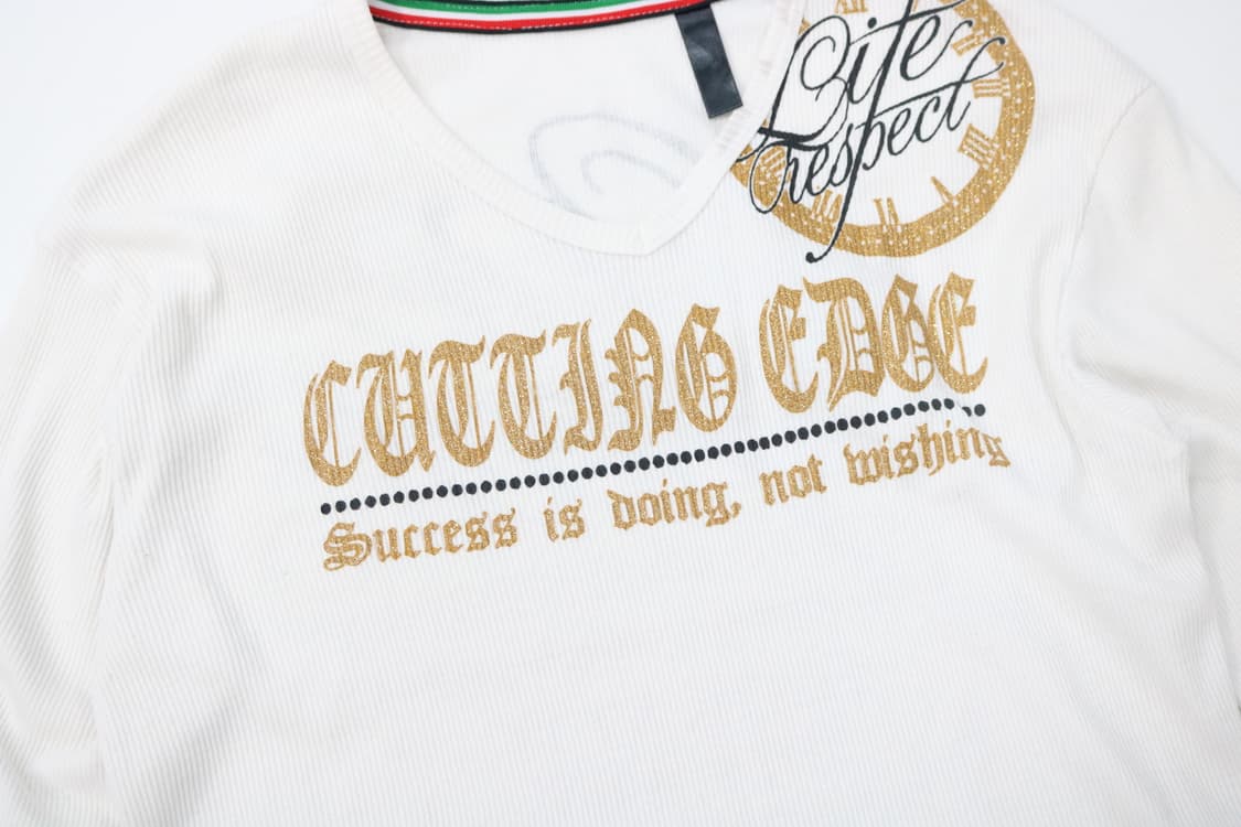 빈티지 컷팅 엣지 골드 글리터 레터링 화이트 와플 롱슬리브 (L) 상품이미지5