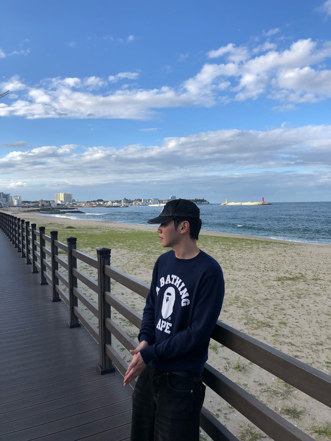 베이프 컬리지 니트 상품이미지1