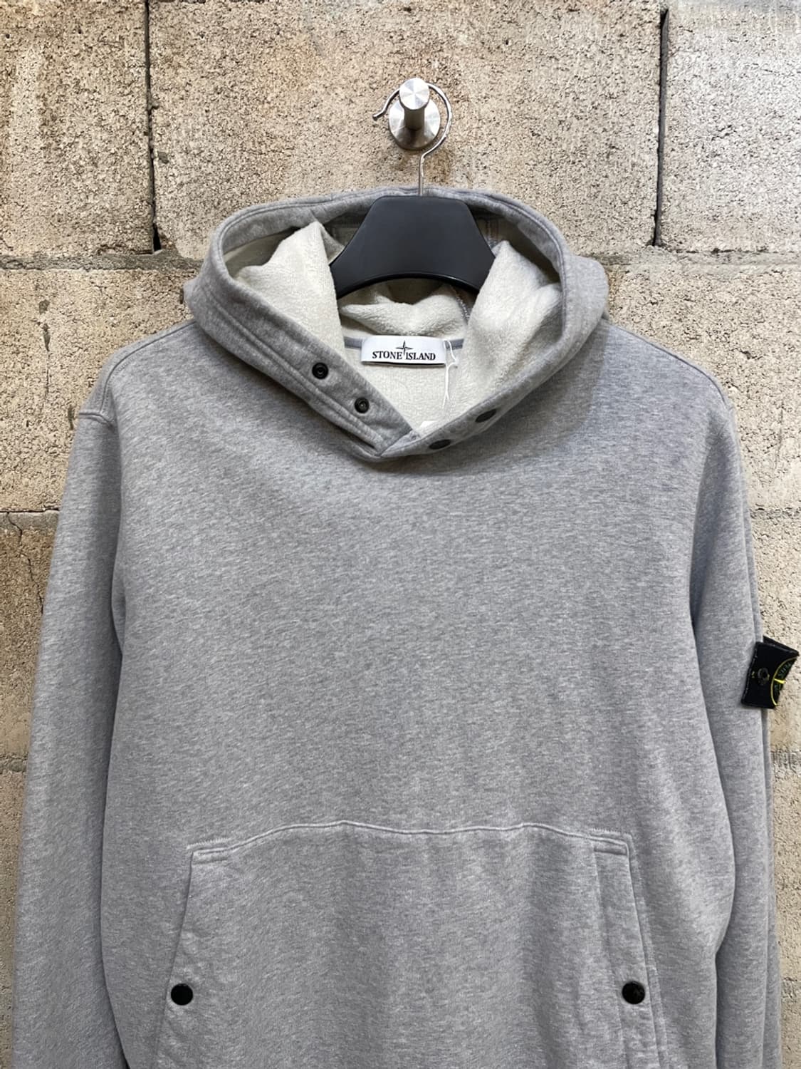 스톤 아일랜드 브러쉬드 코튼 크루넥 후드 티셔츠 상품이미지3