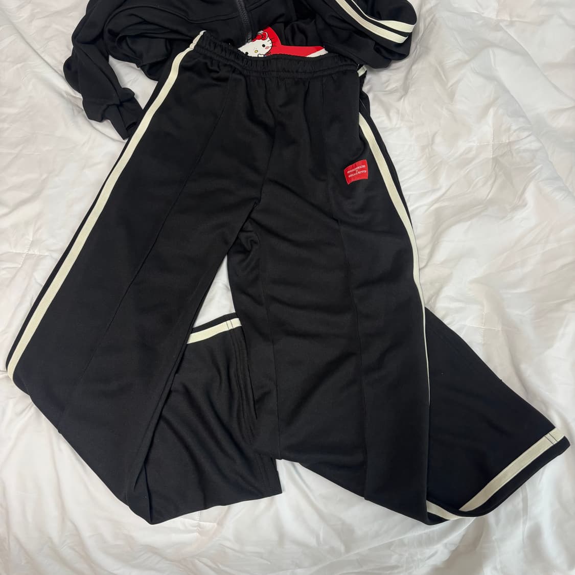 블랙 몬치치 키티 트레이닝 집업 + 바지 세트 상품이미지2