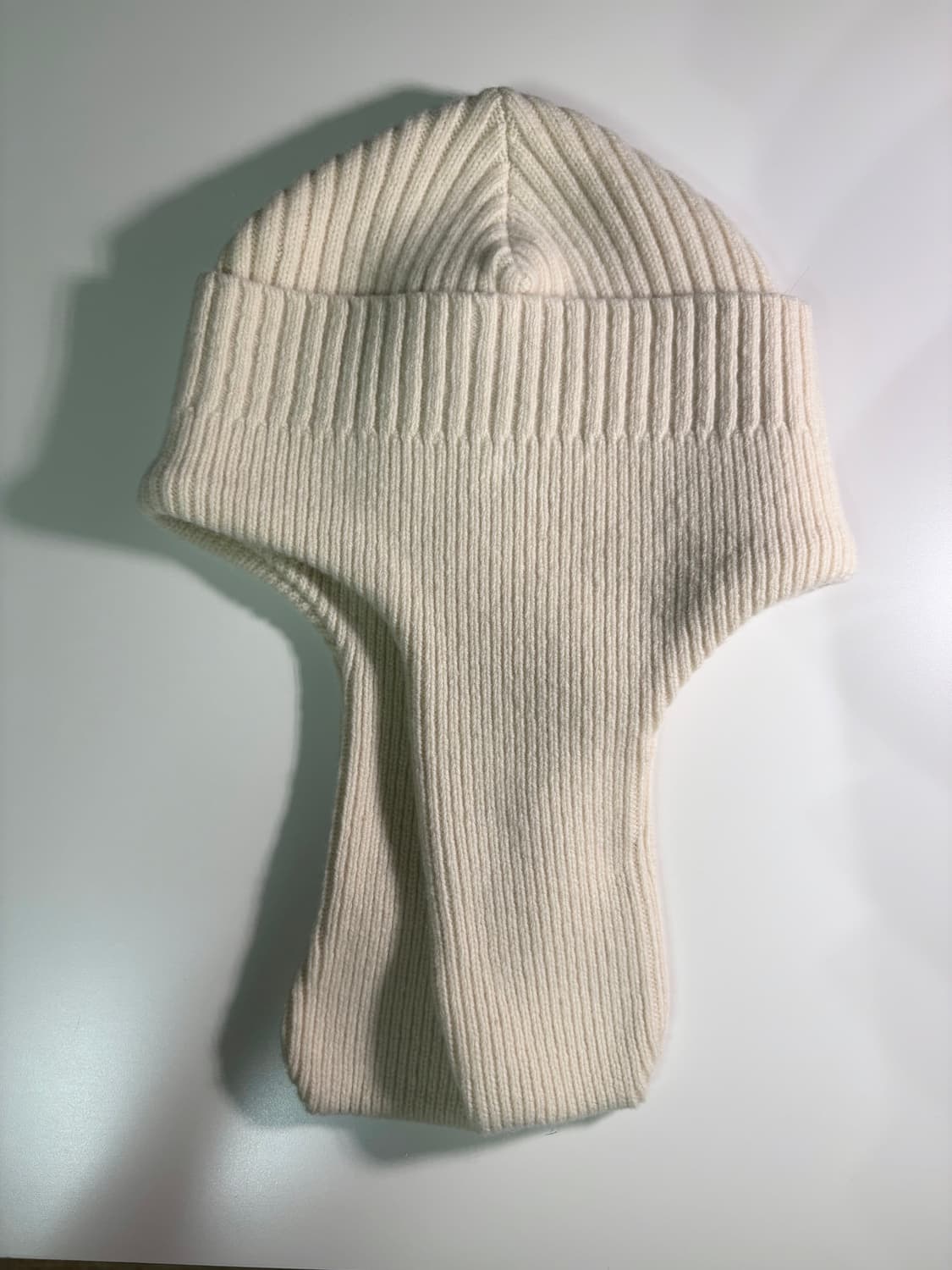 STU 이어 플립 비니 상품이미지1