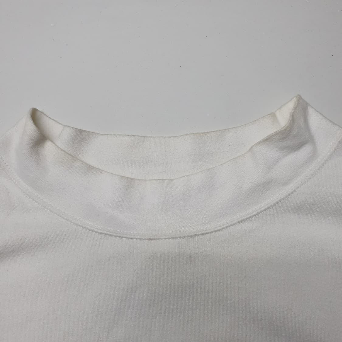 디가웰 X Chums of Chance 모크넥 롱슬리브 상품이미지3