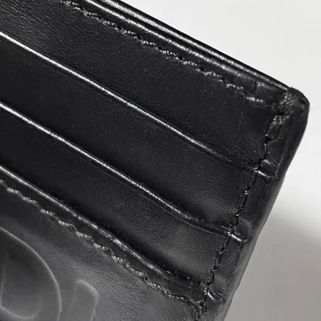 [정품] FENDI 펜디 스탬핑로고  카프스킨 소가죽 카드지갑 상품이미지3