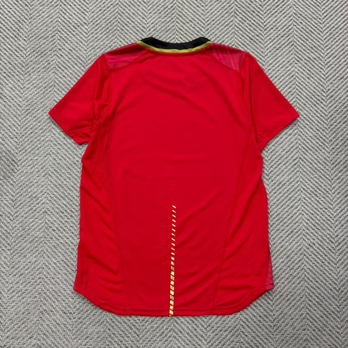 아식스 트레이닝 티셔츠 v3010 상품이미지2