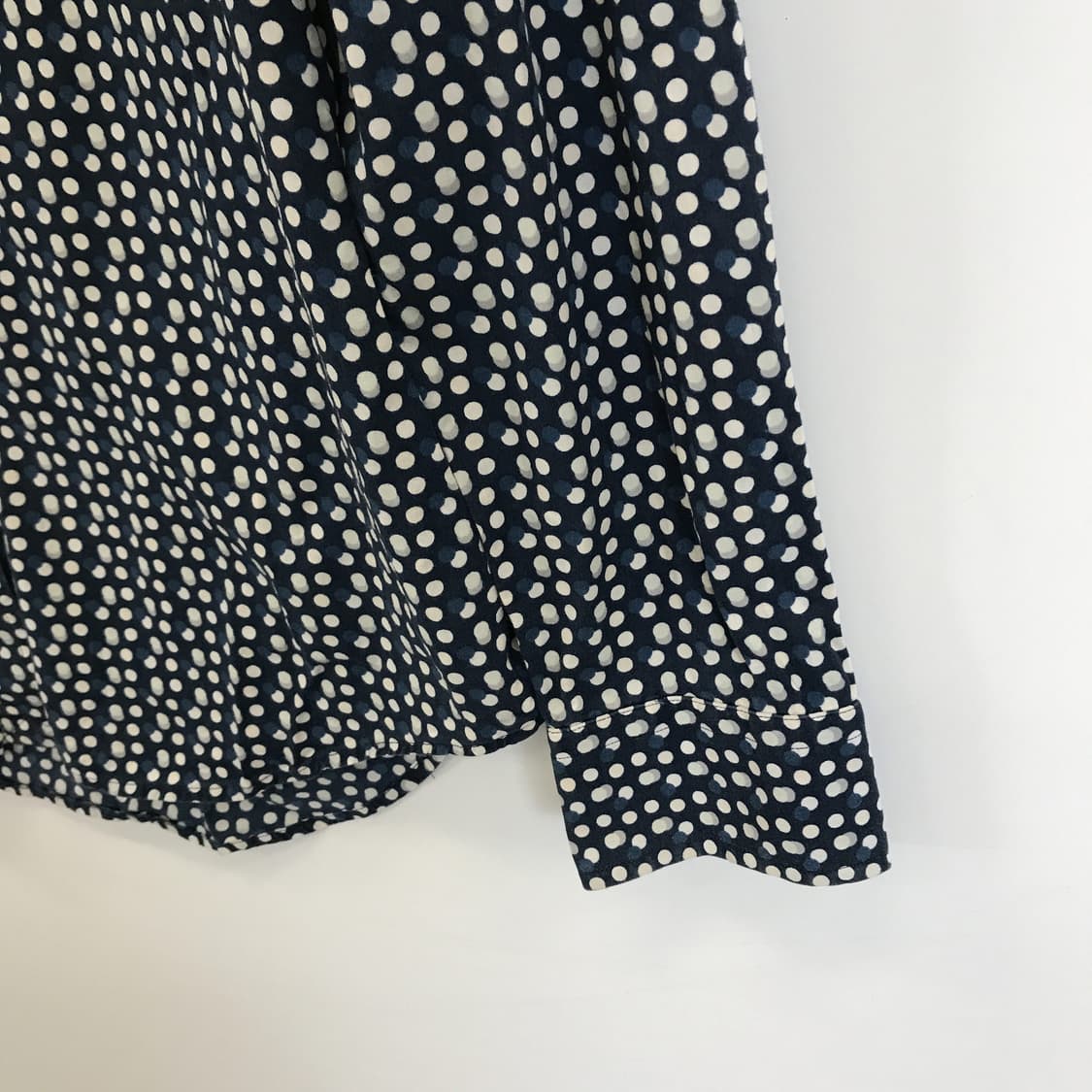 클럽모나코 club monaco 도트패턴 셔츠 [M] 상품이미지3