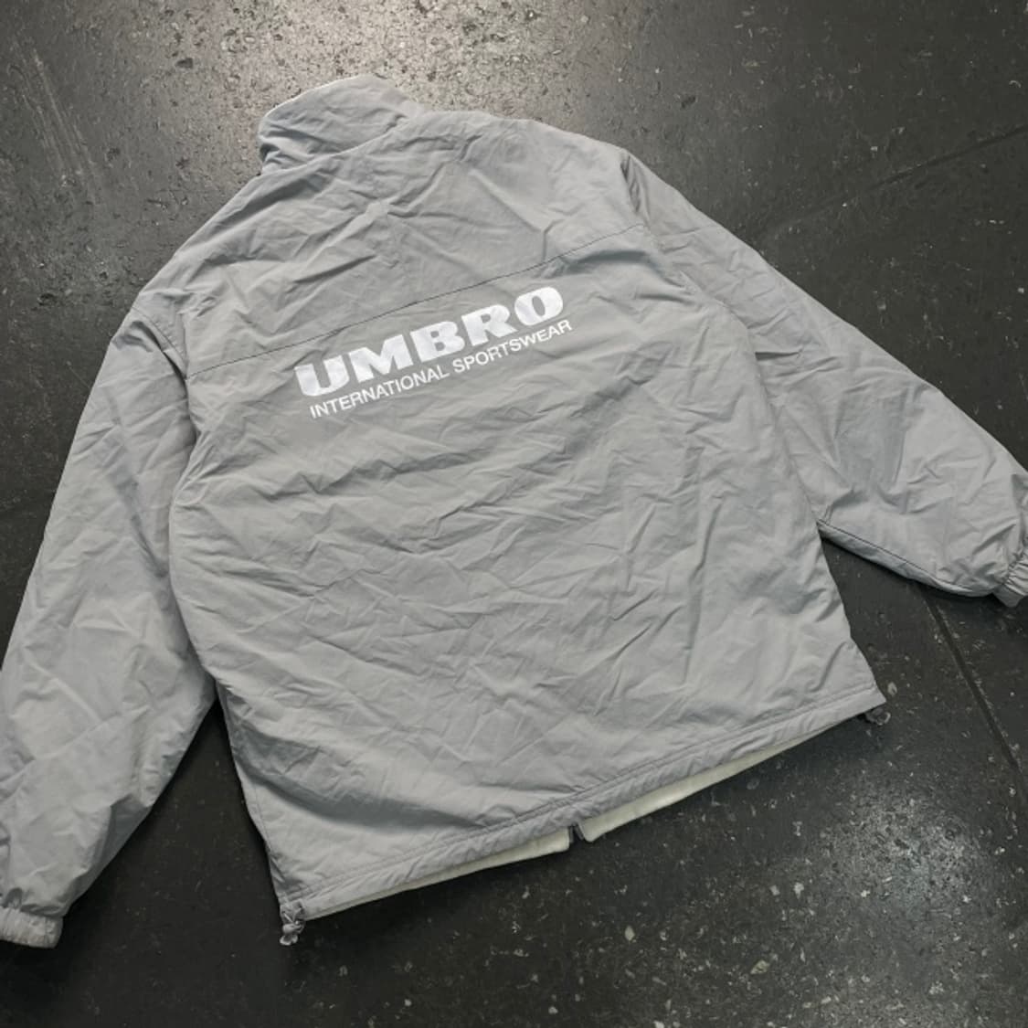 105 엄브로 리버시블 후리스 자켓 상품이미지2