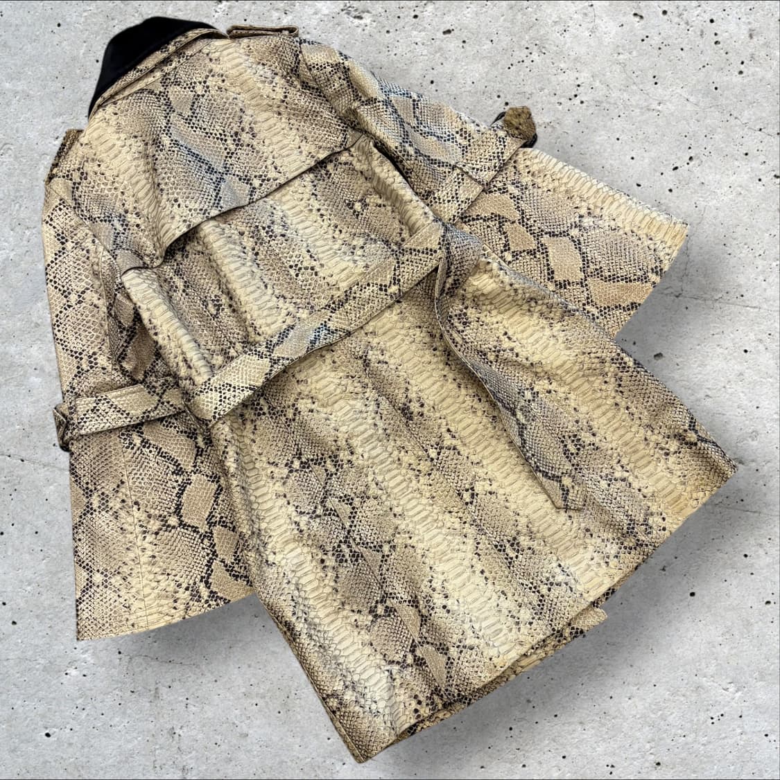 [S] 바나나리퍼블릭 올리비아 팔레르모 파이톤 패턴 트렌치 코트 C719 상품이미지2