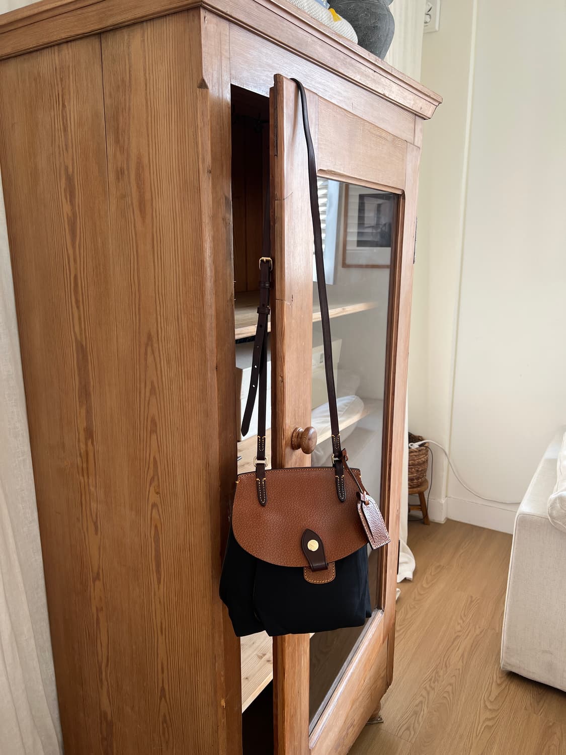 두니앤버크 빈티지 크로스백 상품이미지3