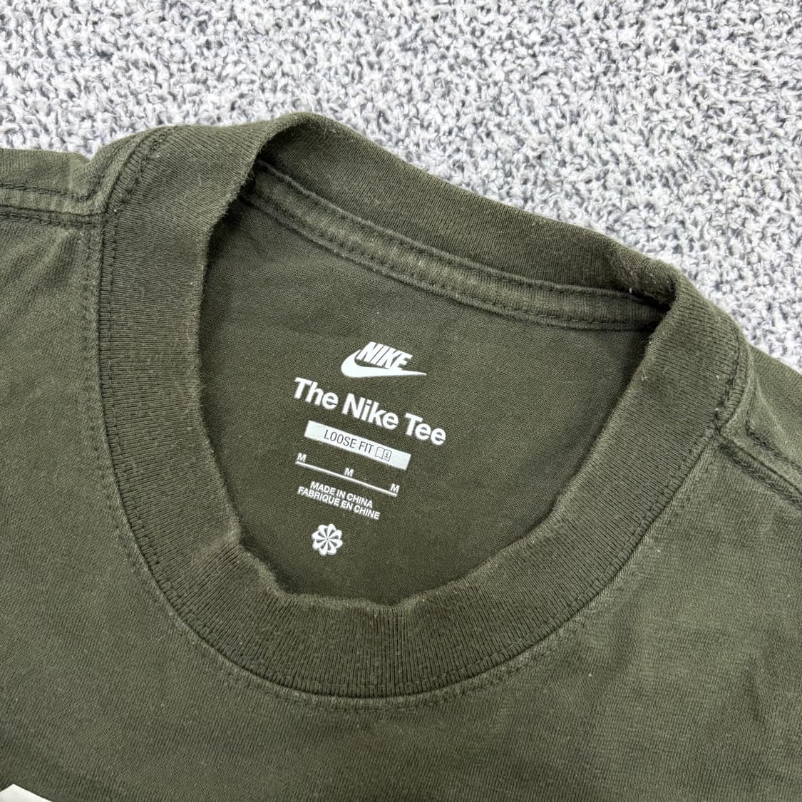 M 나이키 남성 에어 반팔티 카키 0319J 상품이미지2