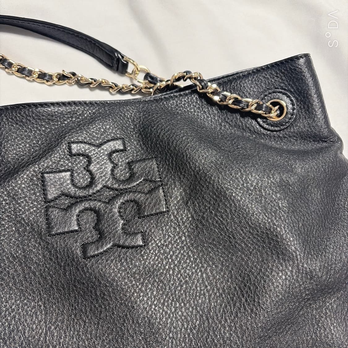 토리버치 블랙 레더 체인 숄더백 태슬 장식 상품이미지5