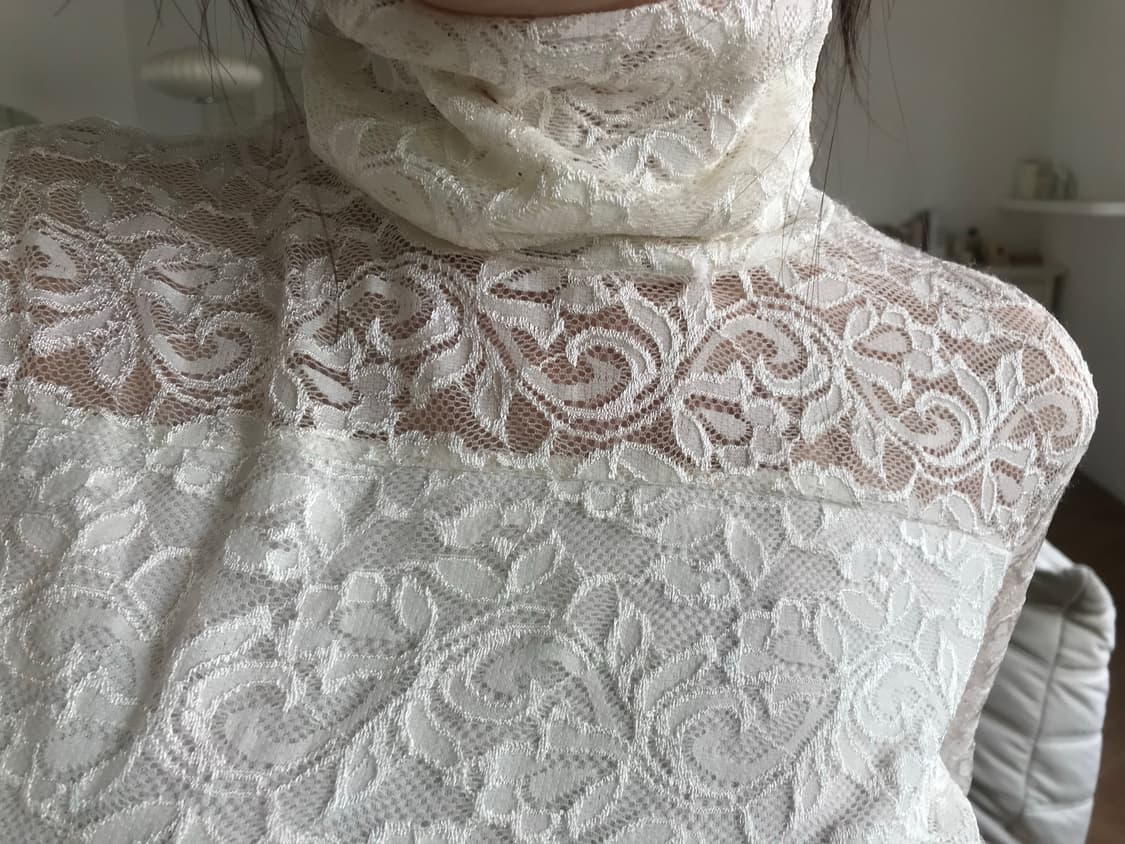 vintage ivory lace turtle neck top 상품이미지1