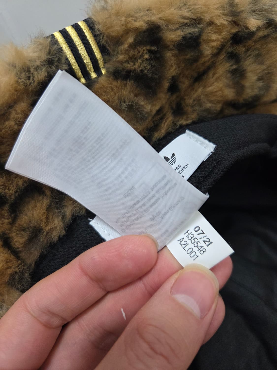 아디다스 레오파드 퍼 버킷햇 상품이미지5