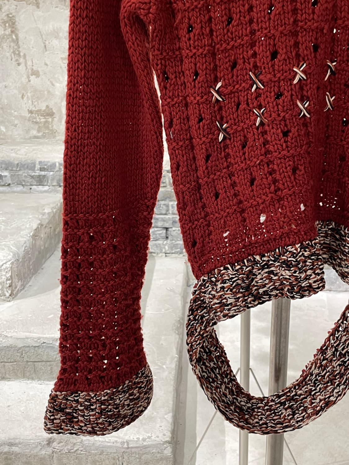 겐조 블러드 플레어 슬리브 터틀넥 울 스웨터 상품이미지4