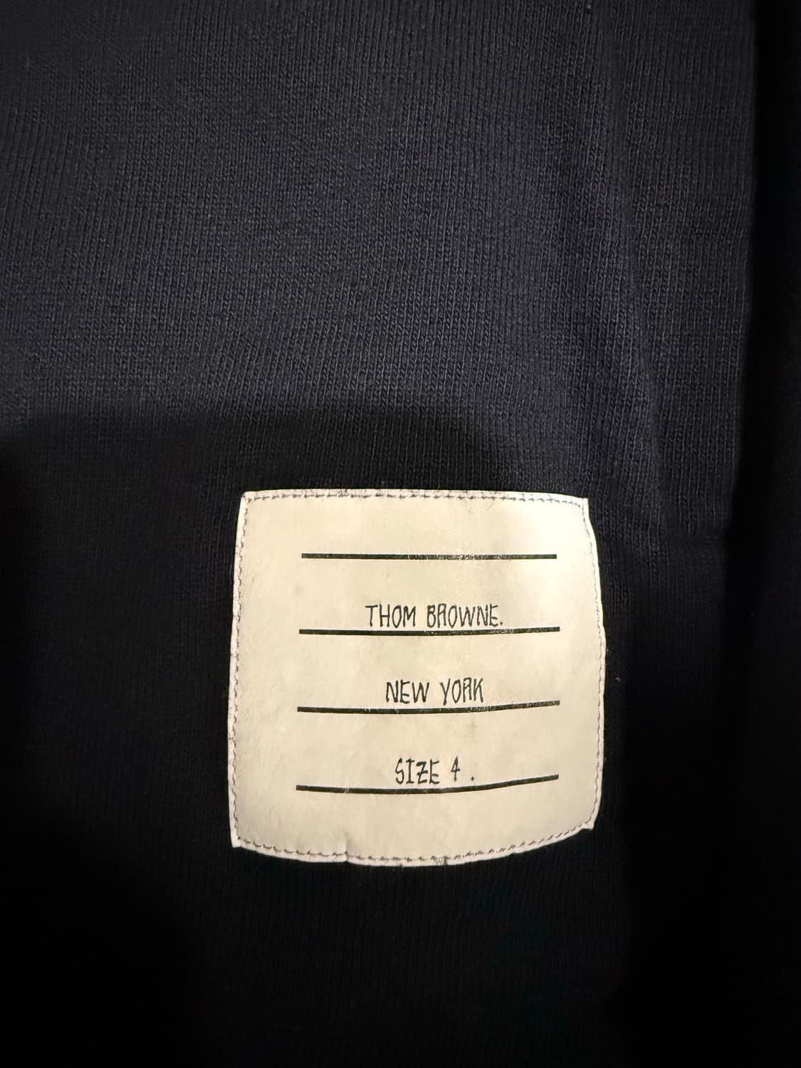 톰브라운 백삼선 후드티 4사이즈 상품이미지4