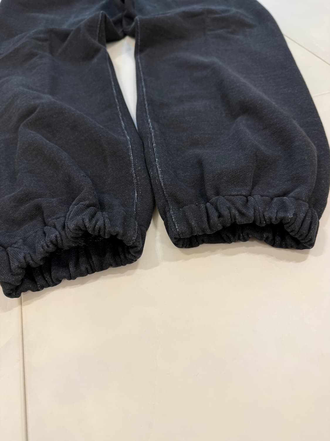 에센스룸 블라인드파일즈 스웻팬츠 블랙 L(32-34) 상품이미지5