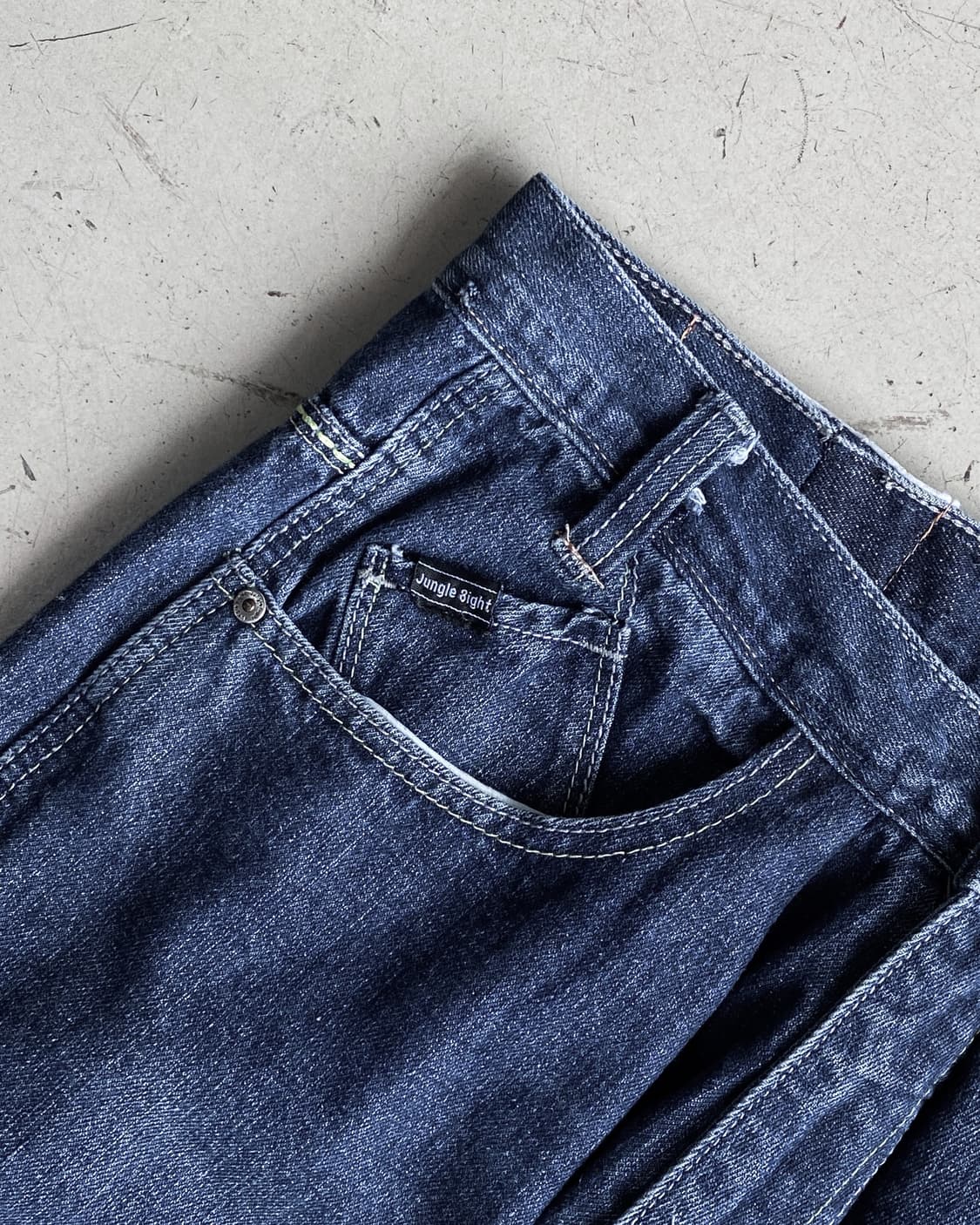 Jungle8ight 크로스엠브로이드 와이드 데님 팬츠 상품이미지5