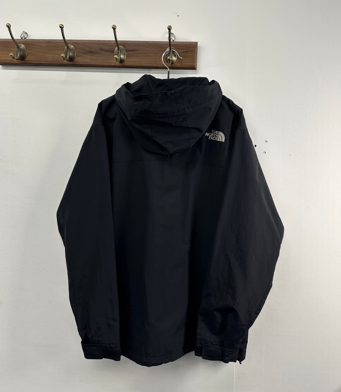 노스페이스 윈드 브레이커 블랙 100-105 상품이미지2