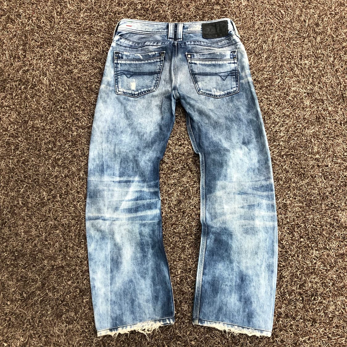 디젤 Timmen 디스 워싱 데님 팬츠 상품이미지4